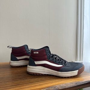 Vans ultra range MTE hiking and walking shoes